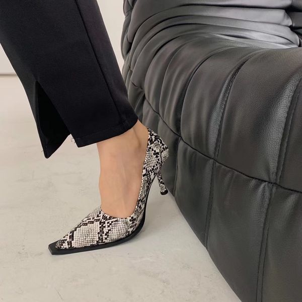 women pumps pointed toe snake printed thin high heels fashion ladies pumps office shoes woman elegant dress pumps size 39 210513, Black
women pumps pointed toe snake printed thin high heels fashion ladies pumps office shoes woman elegant dress pumps size 39 210513, Black