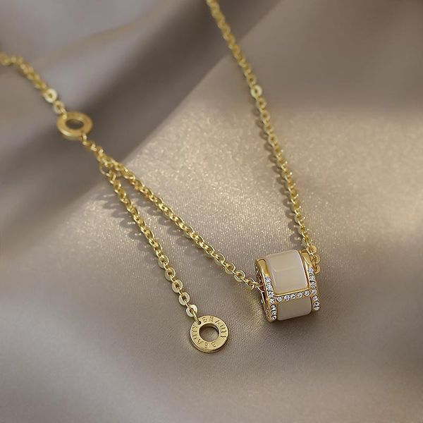 chokers light luxury niche design sense small waist necklace female collarbone chain ins tide of 2021 accessories summer, Golden;silver
chokers light luxury niche design sense small waist necklace female collarbone chain ins tide of 2021 accessories summer, Golden;silver