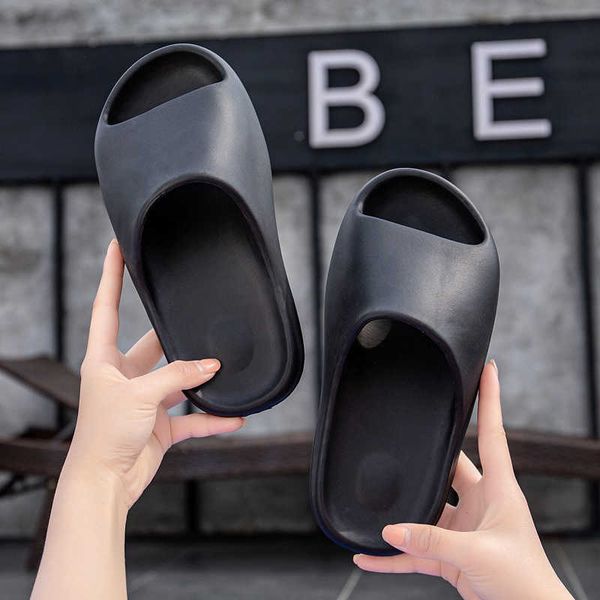 2021 summer lovers coconut slippers with thick soles and large size men's and women's shoes, Black
2021 summer lovers coconut slippers with thick soles and large size men's and women's shoes, Black