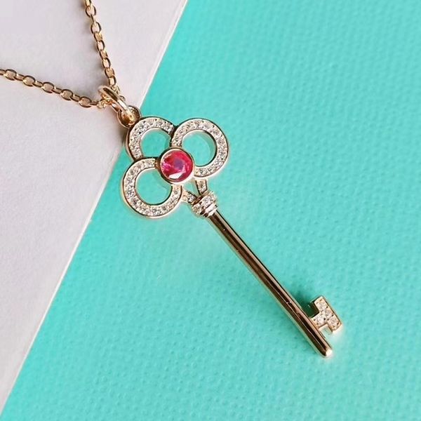 t family key necklace 925 sterling silver plated 18k rose gold pink diamond key pendant clavicle chain female
t family key necklace 925 sterling silver plated 18k rose gold pink diamond key pendant clavicle chain female