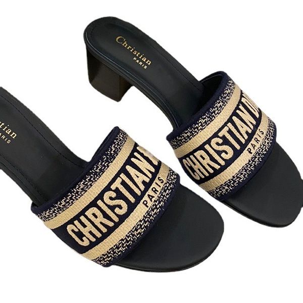 slippers d family's new letter embroidery fashion slippers women's summer wear comfortable one line sandals with versatile sheepsk, Black
slippers d family's new letter embroidery fashion slippers women's summer wear comfortable one line sandals with versatile sheepsk, Black