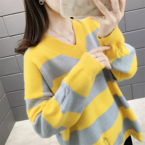 women's sweaters 2021 autumn korean style v-neck long-sleeved pullover sweater loose college striped women, White;black
women's sweaters 2021 autumn korean style v-neck long-sleeved pullover sweater loose college striped women, White;black