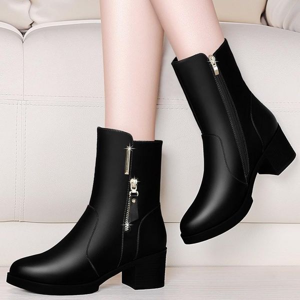 boots korean version of autumn and winter heel shoes short net red thin round head thick high heelwomen'sboots, Black
boots korean version of autumn and winter heel shoes short net red thin round head thick high heelwomen'sboots, Black