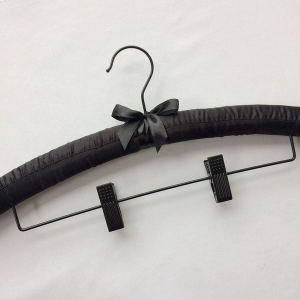 hangers & racks with horizontal line padded for men hanger clips satin canvas covers adults clothes pants 42cm
hangers & racks with horizontal line padded for men hanger clips satin canvas covers adults clothes pants 42cm