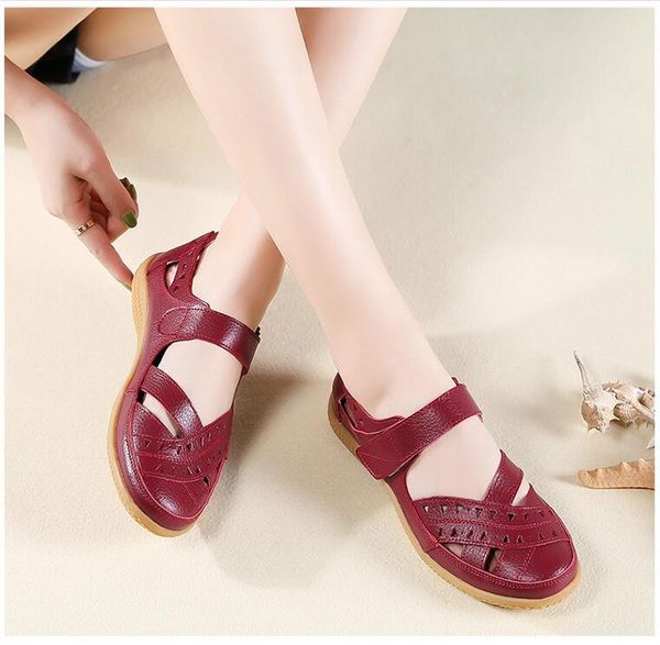 female summer mother flat baotou sports sandals middle-aged and elderly beach shoes old beijing cloth, Black
female summer mother flat baotou sports sandals middle-aged and elderly beach shoes old beijing cloth, Black