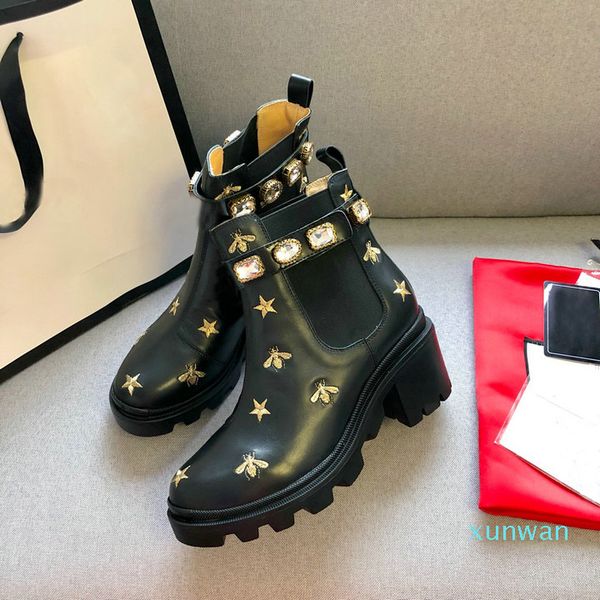 new luxury women winter boots black martin boot chunky heel womens platform shoes boot designers ankle boots embroidered bees and stars
new luxury women winter boots black martin boot chunky heel womens platform shoes boot designers ankle boots embroidered bees and stars
