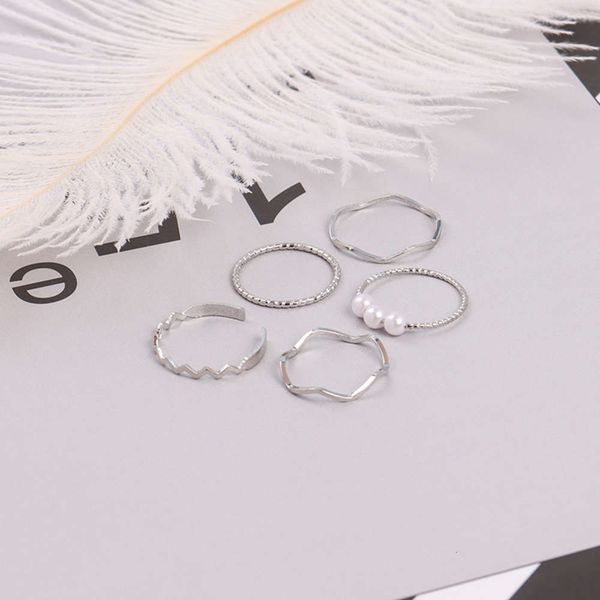 2021 new korean wave silver five piece lovely index finger joint tail ring women's jewelry a441, Black
2021 new korean wave silver five piece lovely index finger joint tail ring women's jewelry a441, Black