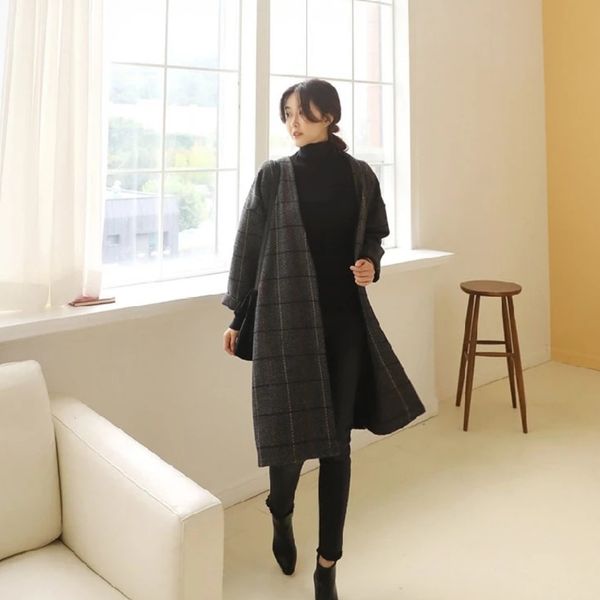 autumn women woolen coat spring winter cassic simple long plaid cardigan trenchcoat open stitch vintage plus size wool 210514, Black
autumn women woolen coat spring winter cassic simple long plaid cardigan trenchcoat open stitch vintage plus size wool 210514, Black