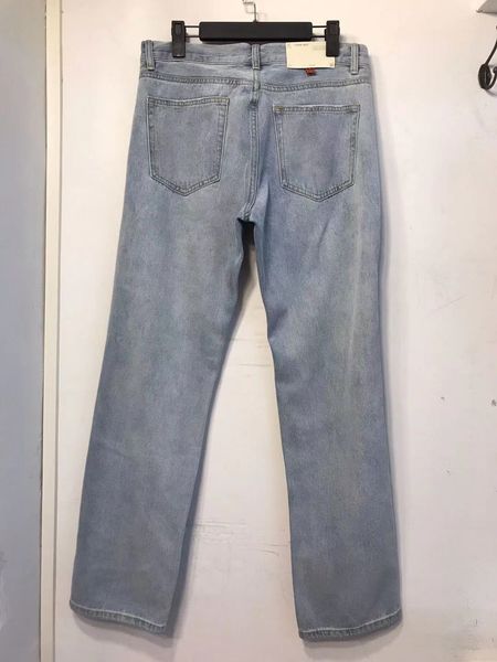 2021 spring and autumn new high-quality off hole bunny casual embroidery jeans for men women, Black
2021 spring and autumn new high-quality off hole bunny casual embroidery jeans for men women, Black