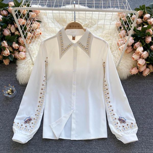 women's blouses & shirts 2021 autumn national style embroidery blouse female collar blusa retro slim shirt df047, White
women's blouses & shirts 2021 autumn national style embroidery blouse female collar blusa retro slim shirt df047, White