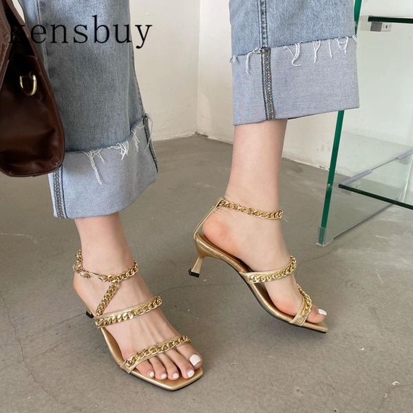sandals 2021 women summer fashion fairy gladiator square toe chain decoration buckle strap casual stiletto, Black
sandals 2021 women summer fashion fairy gladiator square toe chain decoration buckle strap casual stiletto, Black