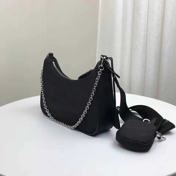 new black nylon shoulder messenger bag for women handbag hobo designer with mini pocket luxury brand female crossbody
new black nylon shoulder messenger bag for women handbag hobo designer with mini pocket luxury brand female crossbody