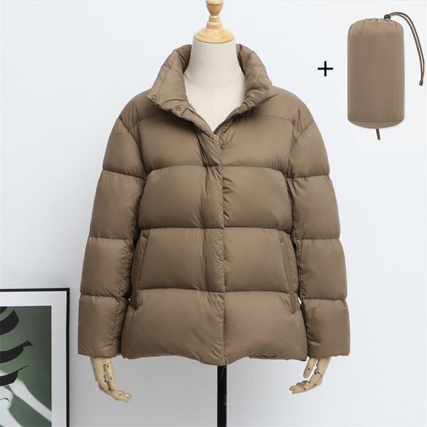 winter ultra light stand collar short jacket women 90% white duck down coat casual plus size parkes warm snow outwear 210430, Black
winter ultra light stand collar short jacket women 90% white duck down coat casual plus size parkes warm snow outwear 210430, Black