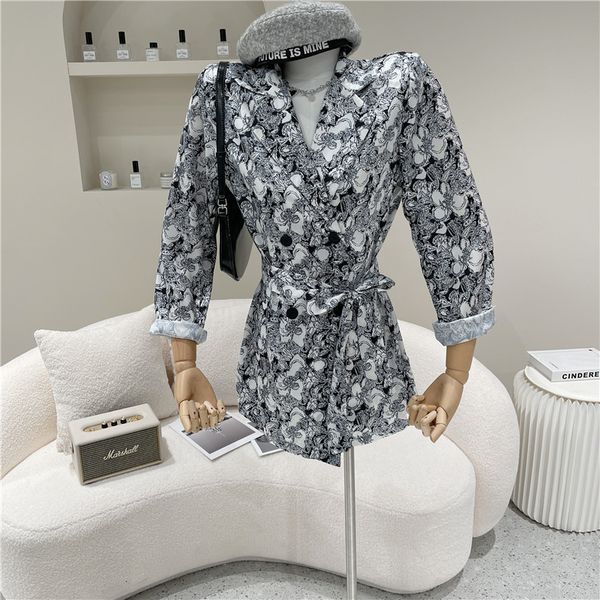dress spring summer 2021 niche of woman fashion design shirt retro length medium sleeve top, Black;gray
dress spring summer 2021 niche of woman fashion design shirt retro length medium sleeve top, Black;gray