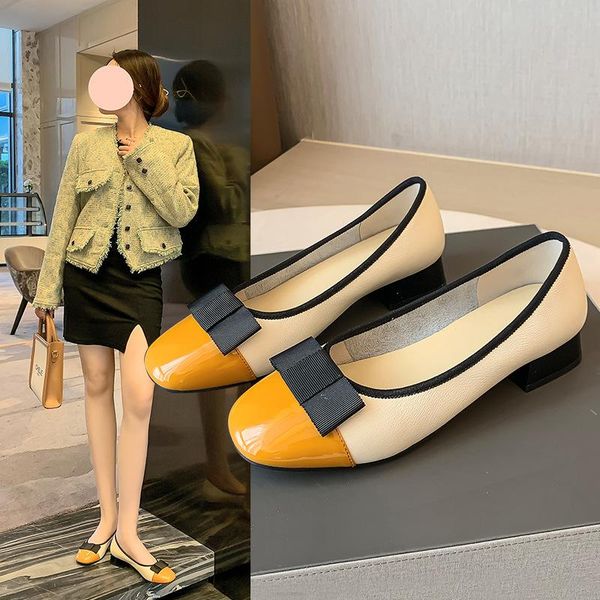 dress shoes 2021 women's first layer cowhide single shallow mouth low heel color matching casual, Black
dress shoes 2021 women's first layer cowhide single shallow mouth low heel color matching casual, Black