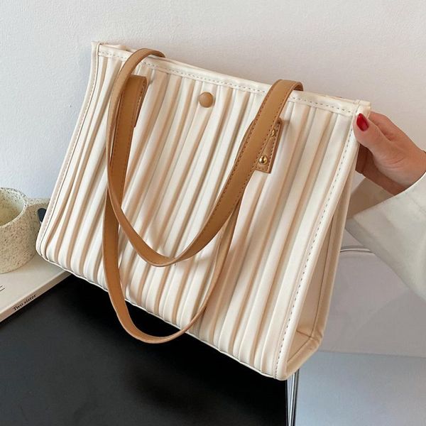 evening bags high-quality ladies casual all-match shoulder bag 2021 female tide large-capacity fold armpit
evening bags high-quality ladies casual all-match shoulder bag 2021 female tide large-capacity fold armpit