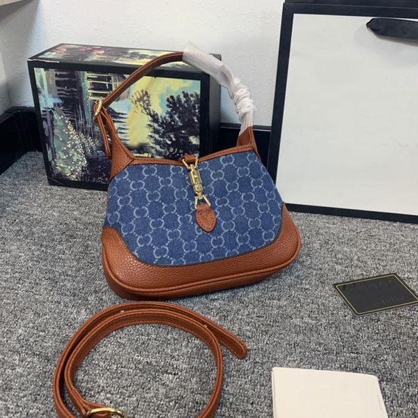 handbag designer handbags women luxurys designers bags 2021 deauville tote zhouzhoubao123 crossbody bag underarm denim canvas p
handbag designer handbags women luxurys designers bags 2021 deauville tote zhouzhoubao123 crossbody bag underarm denim canvas p