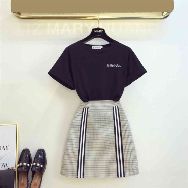 summer fashion sets short women tracksuits sleeves letter print t shirt slim skirt two pieces set female suits a1026, Gray
summer fashion sets short women tracksuits sleeves letter print t shirt slim skirt two pieces set female suits a1026, Gray