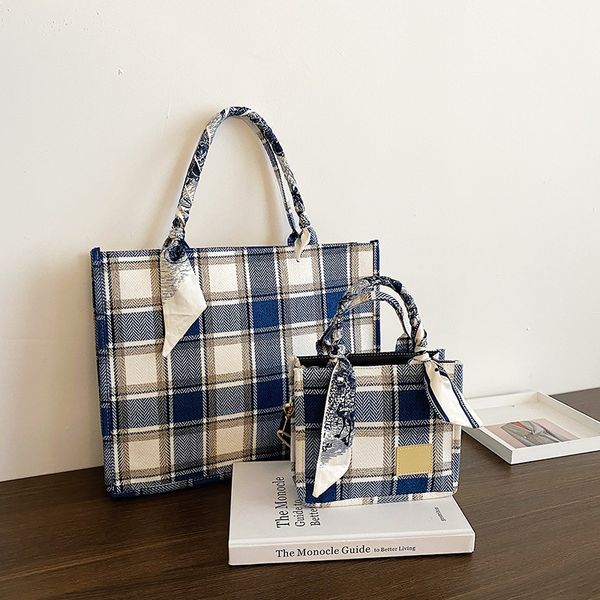 luxury handbags large capacity and texture commuter bag 2021 new fashion portable niche grid tote bag women's one shoulder summer versa
luxury handbags large capacity and texture commuter bag 2021 new fashion portable niche grid tote bag women's one shoulder summer versa