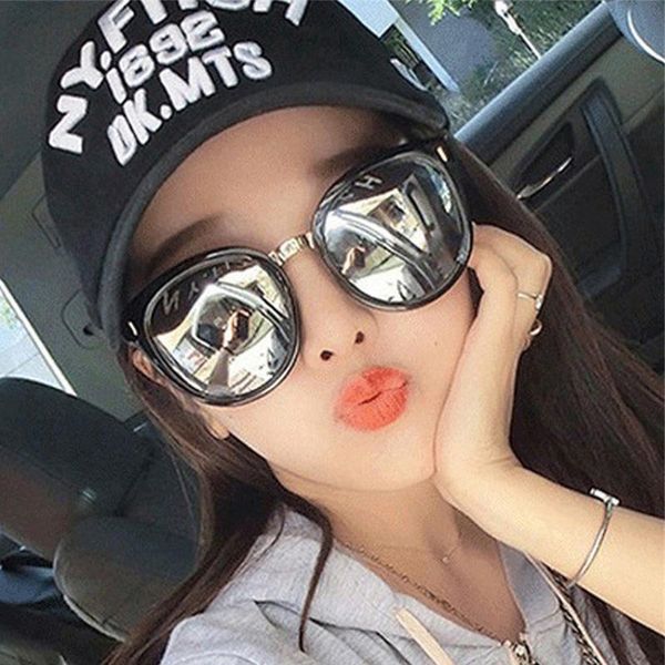 sunglasses vintage reflective color lens for ladies gradient mirror sun glasses 2021 luxury shades women cat eye eyewear, White;black
sunglasses vintage reflective color lens for ladies gradient mirror sun glasses 2021 luxury shades women cat eye eyewear, White;black