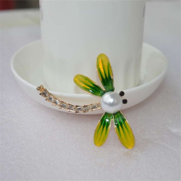 korean dragonfly imitation pearl accessories insect series brooch gradient pin collar, Gray
korean dragonfly imitation pearl accessories insect series brooch gradient pin collar, Gray