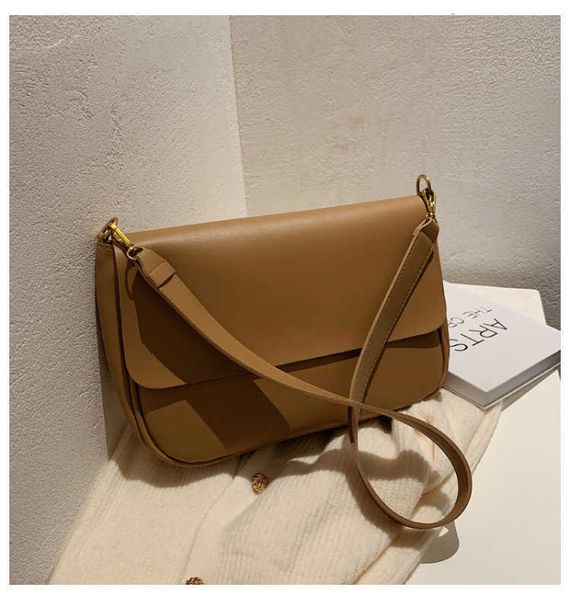 high capacity bag women's 2021 autumn fashion single shoulder menger advanced sense foreign style commuter
high capacity bag women's 2021 autumn fashion single shoulder menger advanced sense foreign style commuter