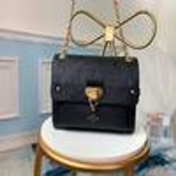 libobo6_1 ct6e m43936 backpacks handbags iconic handles shoulder bags totes cross body bag clutches evening oxidized leather business, Red;black
libobo6_1 ct6e m43936 backpacks handbags iconic handles shoulder bags totes cross body bag clutches evening oxidized leather business, Red;black
