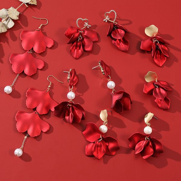 new year chinese red earrings personality net female autumn and winter versatile tassel, Golden
new year chinese red earrings personality net female autumn and winter versatile tassel, Golden