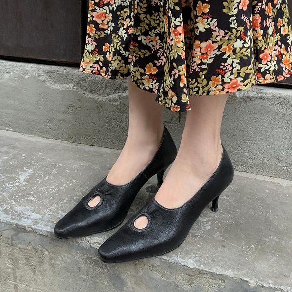 dress shoes spring and autumn 2021 commuter style stiletto leather women's retro small square toe high heel x378, Black
dress shoes spring and autumn 2021 commuter style stiletto leather women's retro small square toe high heel x378, Black