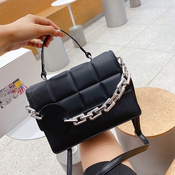 factory direct sale 75% off female 2021 new trendy korean version ins simple and fashionable portable single shoulder chain texture messenge
factory direct sale 75% off female 2021 new trendy korean version ins simple and fashionable portable single shoulder chain texture messenge