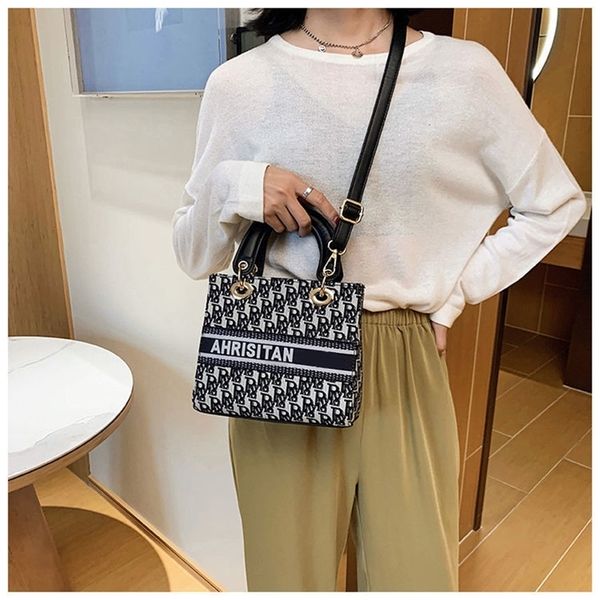 designer sale advanced sense of foreign style portable bag women's new fashion princess 702
designer sale advanced sense of foreign style portable bag women's new fashion princess 702