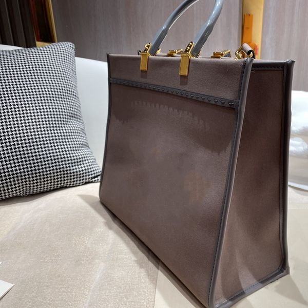 crossbody bag designer handbag tote ladies handbags totes shoulder bags genuine leather luxury different styles shopping with the original b
crossbody bag designer handbag tote ladies handbags totes shoulder bags genuine leather luxury different styles shopping with the original b