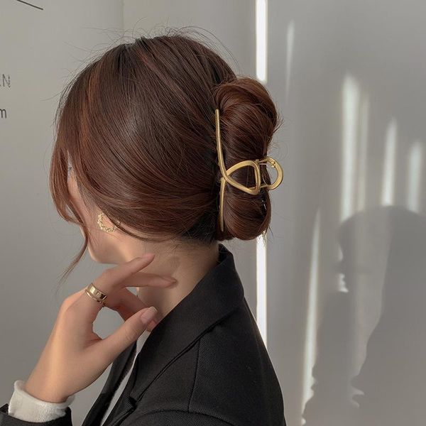 hair clips & barrettes 2021 women elegant gold hollow geometric metal claw vintage headband hairpin crab accessories, Golden;silver
hair clips & barrettes 2021 women elegant gold hollow geometric metal claw vintage headband hairpin crab accessories, Golden;silver
