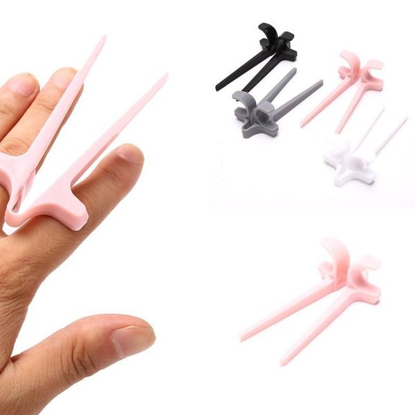 chopsticks play games finger lazy assistant clip anti-dirty hand phone game work hands kitchen home accessory
chopsticks play games finger lazy assistant clip anti-dirty hand phone game work hands kitchen home accessory