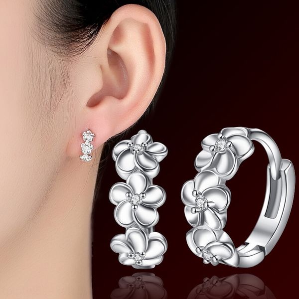 s1xd runxin three simple and versatile student jewelry stud korean small fresh flower camellia flower and earrings earrings, Golden;silver
s1xd runxin three simple and versatile student jewelry stud korean small fresh flower camellia flower and earrings earrings, Golden;silver