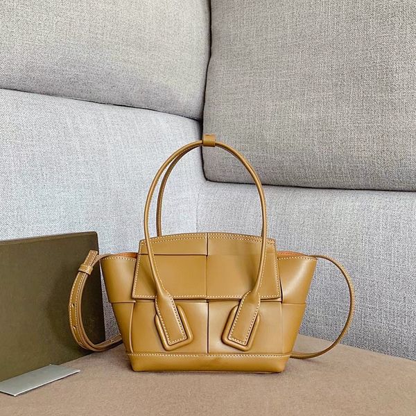 women fashion handbag totes luxurys designers bags ladies shoulder cross body messenger bag genuine leather frosted cowhide luxury all match
women fashion handbag totes luxurys designers bags ladies shoulder cross body messenger bag genuine leather frosted cowhide luxury all match