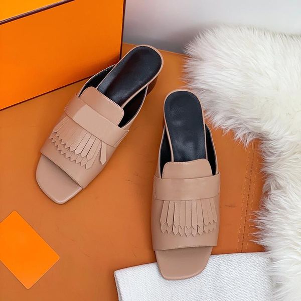 dress shoes 2021 fashion design ladies sandals casual slip on women high heels 4.5cm leather slippers, Black
dress shoes 2021 fashion design ladies sandals casual slip on women high heels 4.5cm leather slippers, Black