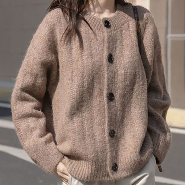 women's sweaters basic long sleeve jacket, fashion solid color, round collar, knitted cardigan, autumn , korean style, 1ss6, White;black
women's sweaters basic long sleeve jacket, fashion solid color, round collar, knitted cardigan, autumn , korean style, 1ss6, White;black