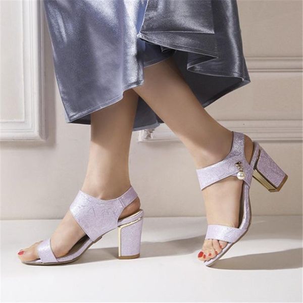 plus size 34-44 women sandals 2021 summer chunky square high heels pearls ankle strap office lady party daily shoes, Black
plus size 34-44 women sandals 2021 summer chunky square high heels pearls ankle strap office lady party daily shoes, Black