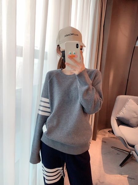 tb pineapple pullover 1288 stripe stitching crew neck knit bottomed sweater jacket women, White
tb pineapple pullover 1288 stripe stitching crew neck knit bottomed sweater jacket women, White