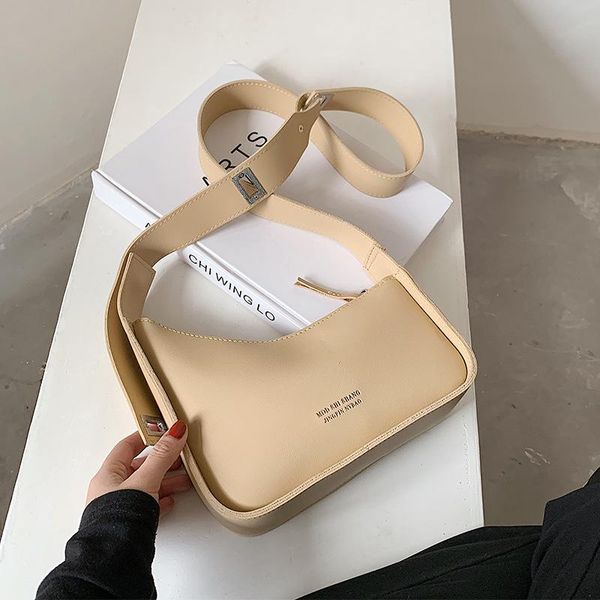 evening bags large-capacity retro woman bag 2021 korean version of fashion wide shoulder strap single oblique cross-armpit
evening bags large-capacity retro woman bag 2021 korean version of fashion wide shoulder strap single oblique cross-armpit