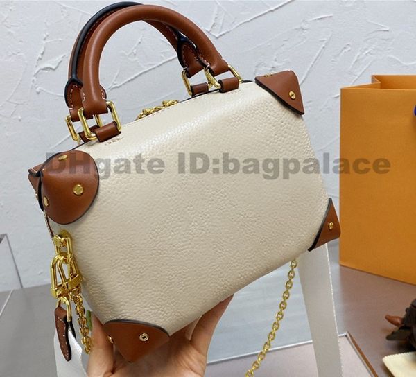 handbag designer handbags women luxurys designers bags 2021 deauville tote zhouzhoubao123 crossbody bag box trunk hands j5
handbag designer handbags women luxurys designers bags 2021 deauville tote zhouzhoubao123 crossbody bag box trunk hands j5