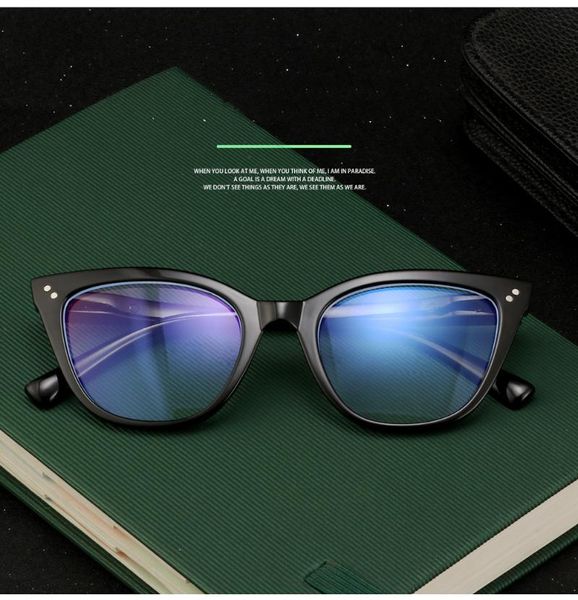 sunglasses ladies cat's eye glasses anti-blue light reading high-end fashion frame elegant and noble all-match, White;black
sunglasses ladies cat's eye glasses anti-blue light reading high-end fashion frame elegant and noble all-match, White;black