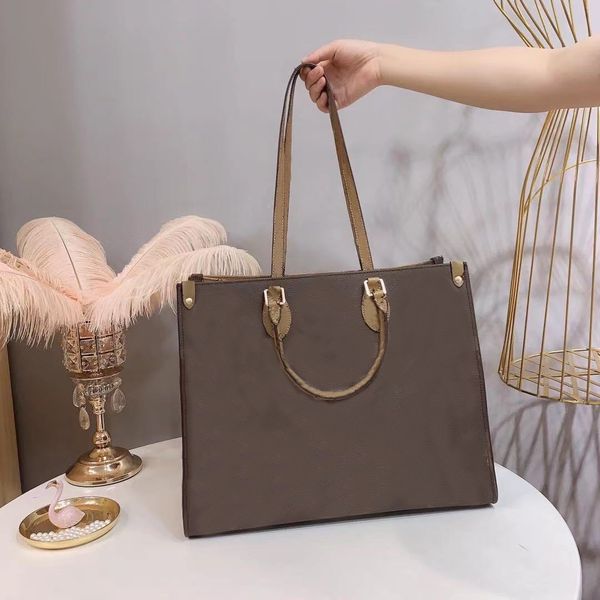 fashion ladies handbag women messenger shoulder bag outdoor lightweight high-quality leather color combination two-color
fashion ladies handbag women messenger shoulder bag outdoor lightweight high-quality leather color combination two-color