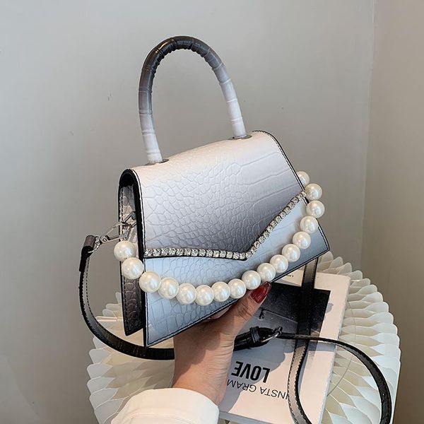 evening bags fashion pearl chain gradient color handbag purses women crossboody 2021 brand ladies shoulder messenger qualited
evening bags fashion pearl chain gradient color handbag purses women crossboody 2021 brand ladies shoulder messenger qualited