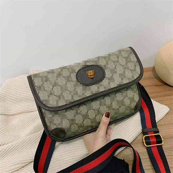 bag female new small square messenger versatile broadband one shoulder fashion hand bag purse black friday
bag female new small square messenger versatile broadband one shoulder fashion hand bag purse black friday