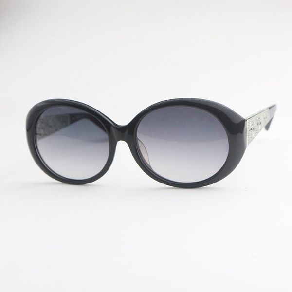 sunglasses classic oval black women's a40964 carved hollow metal decorative fashion glasses, White;black
sunglasses classic oval black women's a40964 carved hollow metal decorative fashion glasses, White;black