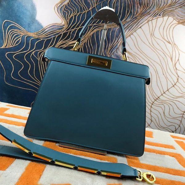 evening bags high-quality hardware button large-capacity leather handbag ladies shopping bag fashion messenger shoulder
evening bags high-quality hardware button large-capacity leather handbag ladies shopping bag fashion messenger shoulder