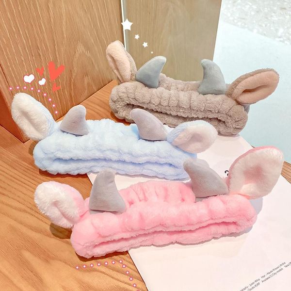 hair accessories korean version cute horn band cat ear headband plush girl face wash, Slivery;white
hair accessories korean version cute horn band cat ear headband plush girl face wash, Slivery;white