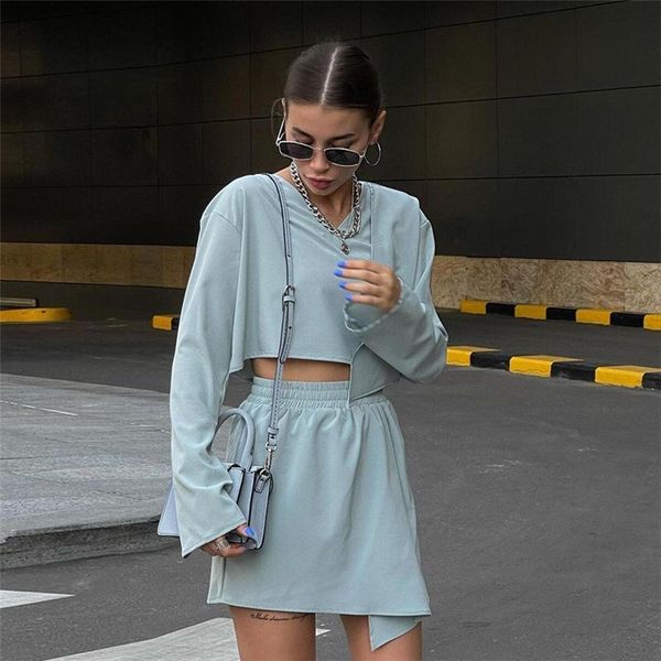 women's tracksuits fashion women shorts suit 2021 autumn navel solid color v-neck long sleeves street straight casual sets, Gray
women's tracksuits fashion women shorts suit 2021 autumn navel solid color v-neck long sleeves street straight casual sets, Gray